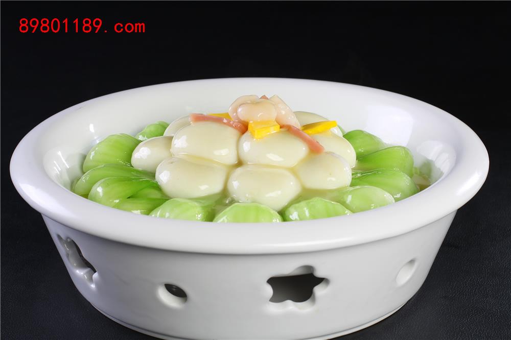 鸡汁嫩鱼元